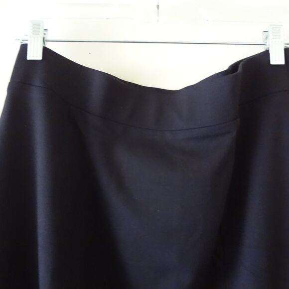 Lands' End Black Ponte Stretch Midi Stylish Boot Skirt - Small (NWT) - Picture 5 of 6